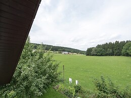 Cosy Apartment in Werda With Garden