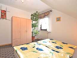 Cosy Apartment in Werda With Garden