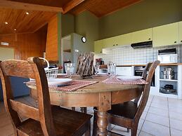 Peaceful Located Cottage With Beautiful Views