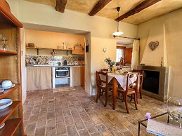 Belvilla by OYO Ottodenari