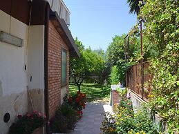 Detached House Near the sea With Garden and Terrace