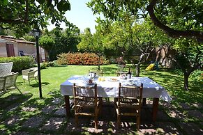 Detached House Near the sea With Garden and Terrace