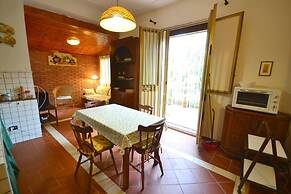 Detached House Near the sea With Garden and Terrace