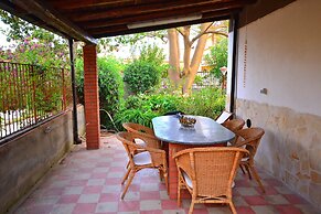 Detached House Near the sea With Garden and Terrace