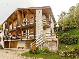 Belvilla by OYO Chalet Nevegal