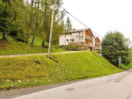 Belvilla by OYO Chalet Nevegal