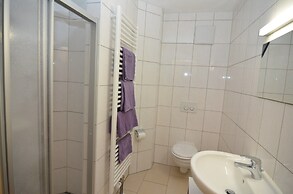 Apartment in Rotthalmnster With Garden