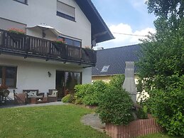 Cozy Apartment in Nohn With Terrace, Garden, BBQ