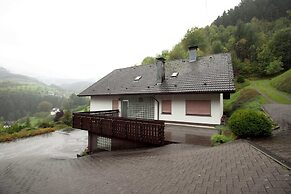 Apartment With Garden