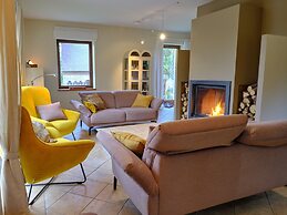 Holiday Home Le Marteaubois in Robechies