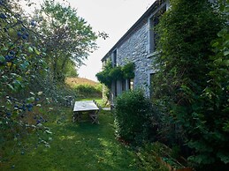 Holiday Home Le Marteaubois in Robechies