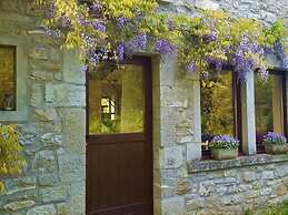 Holiday Home Le Marteaubois in Robechies