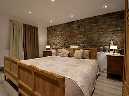 Charming Holiday Home With Terrace