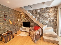 Stylish Stay Near Forest
