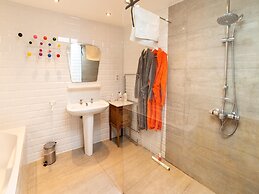 Stylish Stay Near Forest