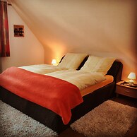 Cozy Apartment With Private Garden in Nisterau