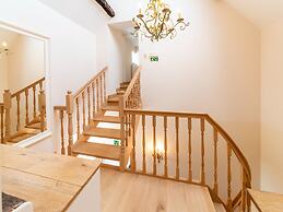 Charming Farmhouse in Ouffet for 7