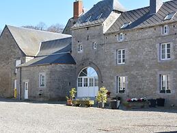 Annexe of a Magnificent, Tastefully Renovated