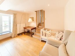 Charming Farmhouse in Ouffet for 7