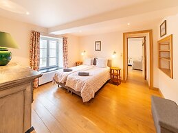 Charming Farmhouse in Ouffet for 7
