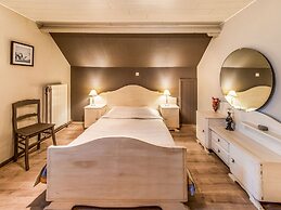 Modern Holiday Home in Lavacherie
