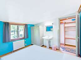 Cozy Chalet in Trois Ponts near Forest