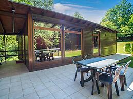 Cozy Chalet in Trois Ponts near Forest