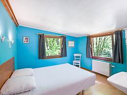 Cozy Chalet in Trois Ponts near Forest