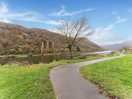 Home for 5 Persons in 1350 Year Old Mosel Town