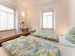 Home for 5 Persons in 1350 Year Old Mosel Town