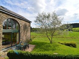 Cottage in Neufmoulin With sea Beach