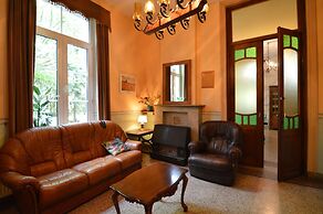 Peaceful Retreat in Ferrieres