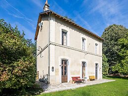 Former Train Station With Private Heated Swimming Pool & Fantastic Gar