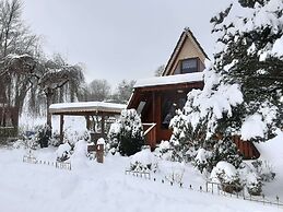 Cosy Holiday Home With Garden