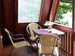 Cosy Holiday Home With Garden