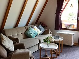 Cosy Holiday Home With Garden