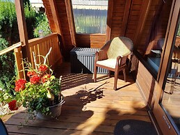 Cosy Holiday Home With Garden
