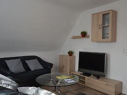 Cozy Apartment in Rees With Wifi