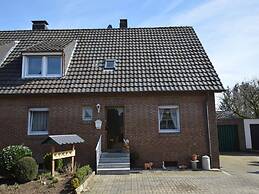 Cozy Apartment in Rees With Wifi