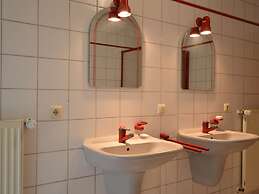 Comfy Apartment in Zendscheid near Forest