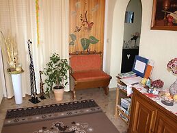 Cozy Apartment in Strotzbüsch near Eifel Center