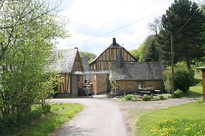 Idyllic Studio near Forest