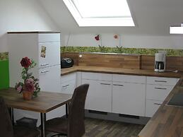 Cozy Apartment in Wilsecker near Forest