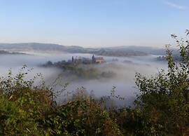 Cozy Apartment in Wilsecker near Forest