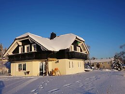 Fantastic Apartment in Frauenwald near Forest