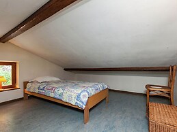 Cottage in Basse Bodeux With Garden