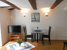 Small Apartment in Hesse With Terrace and Garden