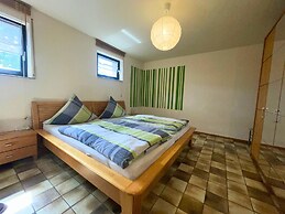 Olsdorf Forestview Apartment