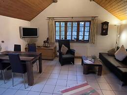 Cosy Apartment With Terrace in Meisburg