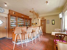 Cosy Apartment With Terrace in Meisburg